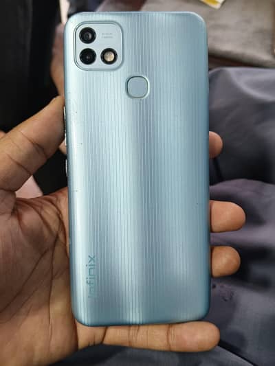 Infinix hot 10i. . . . . . . 4/128