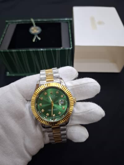 PREMIUM WATCHES WITH BOX EXCELLENT WEIGHT & BRAND NEW AVAILABLE