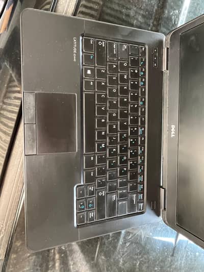 Dell i7 4th generation 8GB Ram, 128 SSD, 2GB Graphic Card
