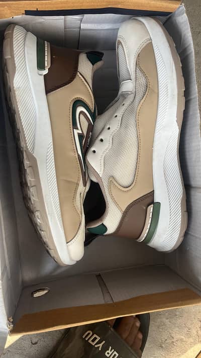 JB Joggers For sale(Eu=42)8number)