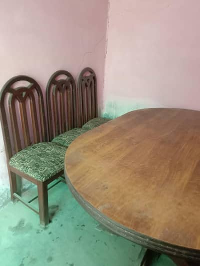 wood made dining table with chairs for sale