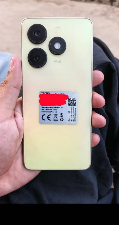 one hand use hai har cheeez ok hai koi masla be ni hai or Lana hai