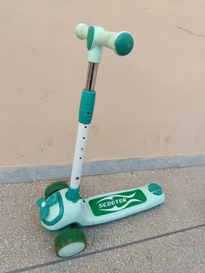 scooties for sale (qty: 02)