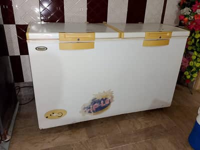 ICE cream machine for sale