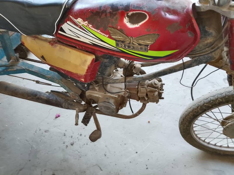 پھٹہ رکشہ لوڈنگ کے لیے 10