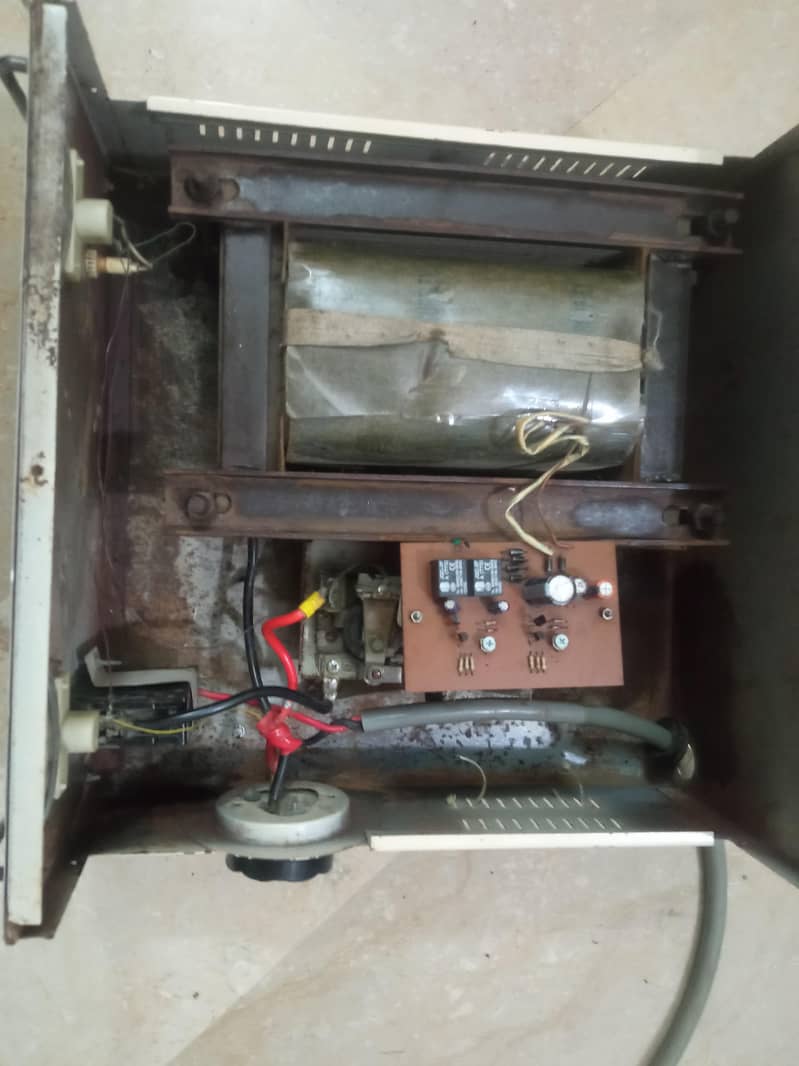 automatic voltage stabilizer 1