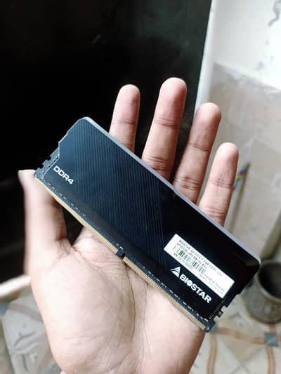 BIOSTAR GAMING X GDDR4 8 GB