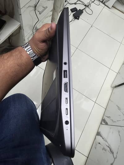 HP ZBook Studio G4 i7 HQ | 16GB RAM | 4GB M1200 GPU | SSD