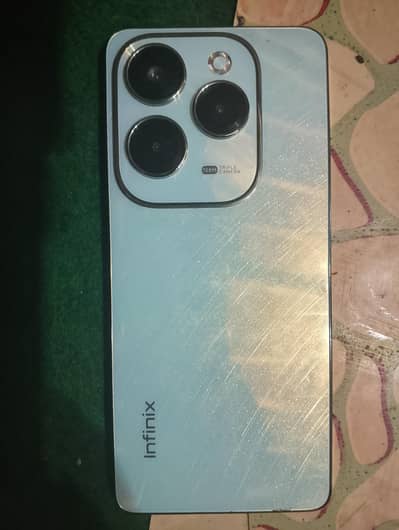 Infinix HoT 40 Pro  ( 8 GB Ram / 256 GB Rom ).