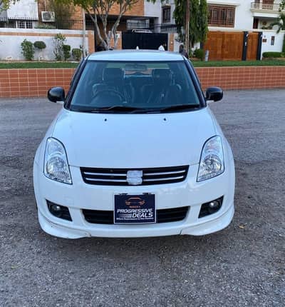 Suzuki Swift DLX Navigation A/T Model 2016