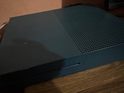 Xbox One S 500GB Full Gaming Setup | Controller + LED Keyboard + Monit