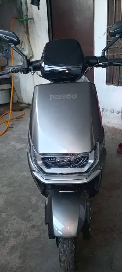 Electric Scooty Revoo A12 Electric Bike | Neat & Clean | Urgent Sale