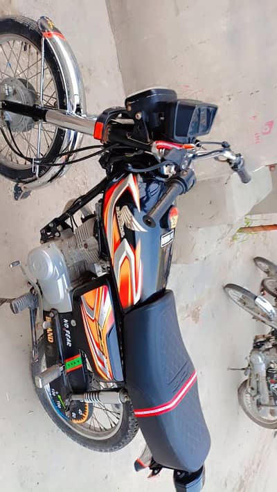 Honda 125 2022 model  bio available lush condition document clear