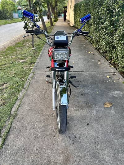 Honda cd 70