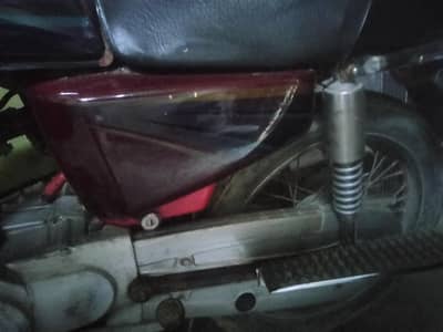 2010 model original condition me he file complete