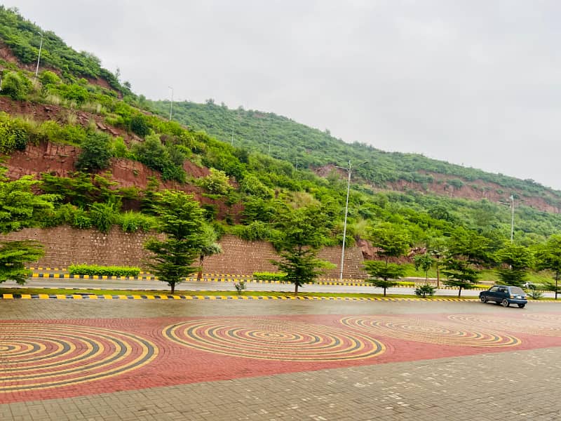 B Block 10 Marla Plot 12