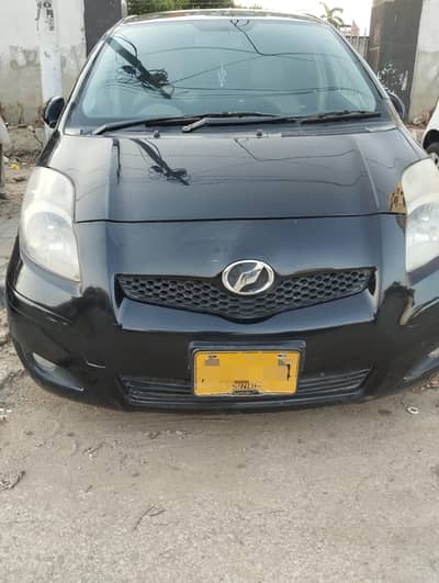 Vitz 2008 Reg 2012 Black push Start climate ac original condition