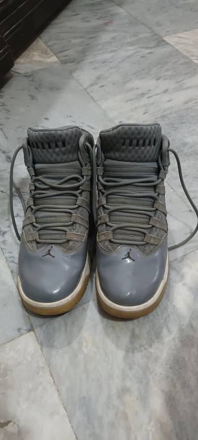 original nike shoes original price 40000