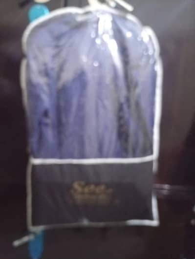 urgent for sale / good look / pent coat  / good condition