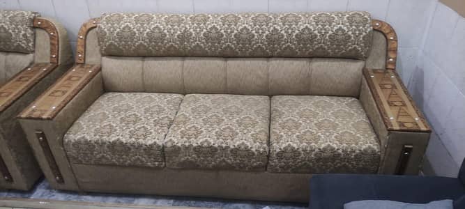 3 2 1 sofa set urgent sale