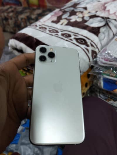 iPhone 11 pro  condition 10 /10