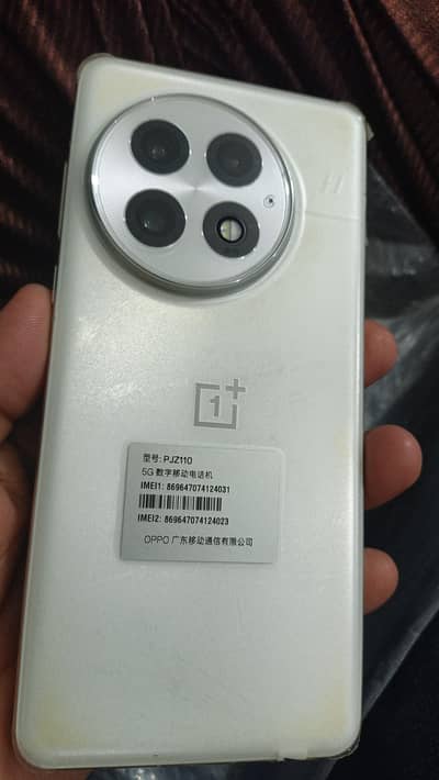 Oneplus 13 24gb 1Tb OnePlus Ace 5 Pro 16gb 1tb Complete box Non Active