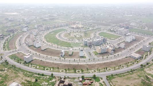 Prominently-Located Prime Location 10 Marla Residential Plot Available In Royal Palm City