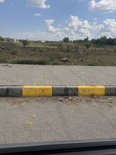 25x50 plot for sale in green enclave 1