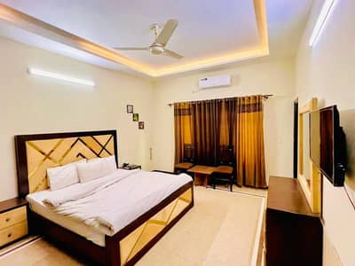 couple family gest house prime location E-11-2 KFC