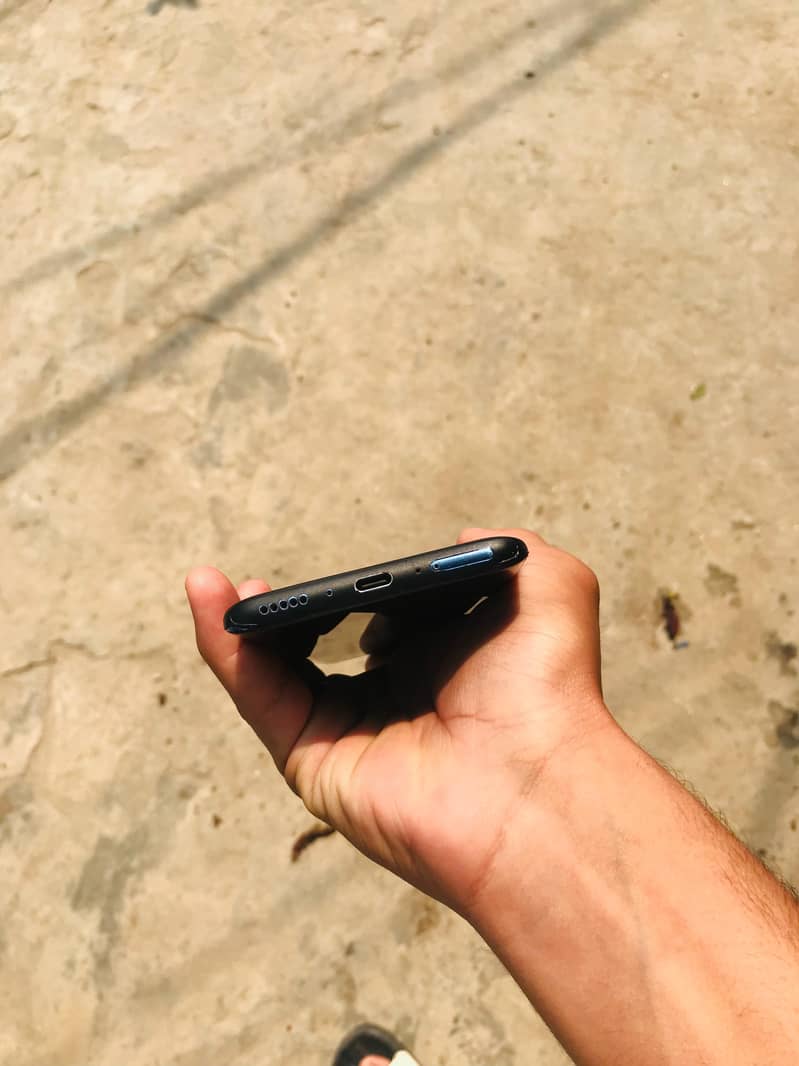 one plas 7t 12/256 1