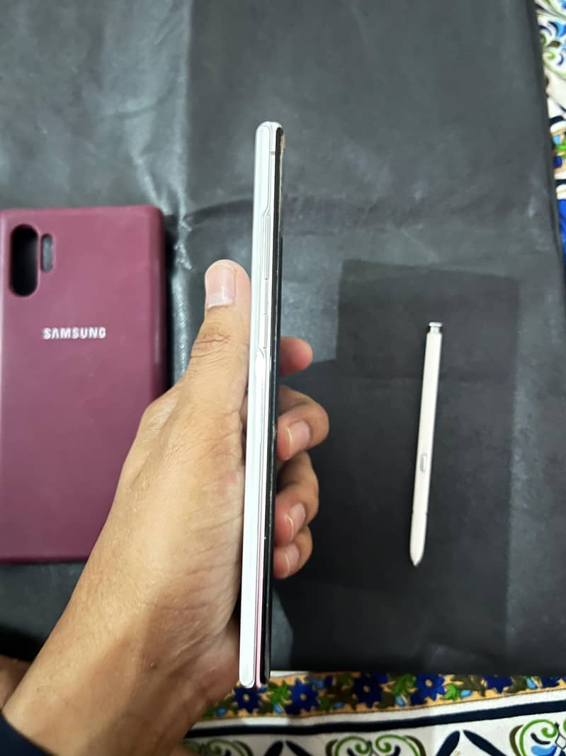 Samsung Mobile Note 10 Plus 3