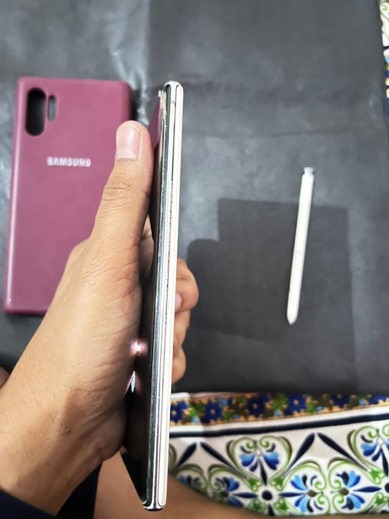 Samsung Mobile Note 10 Plus 4