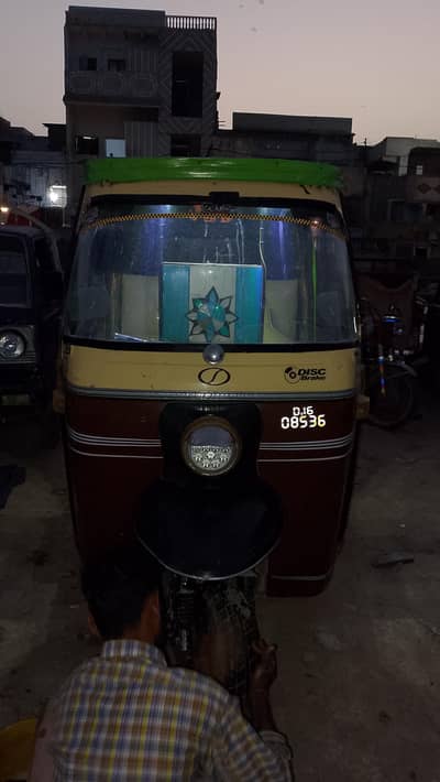 I am selling my riksha bht achii condition mai h