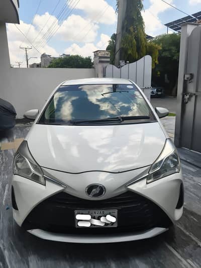 Toyota Vitz 2017/2021 Model Vitz For Sale