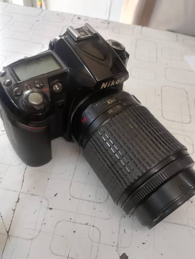 Nikon D90