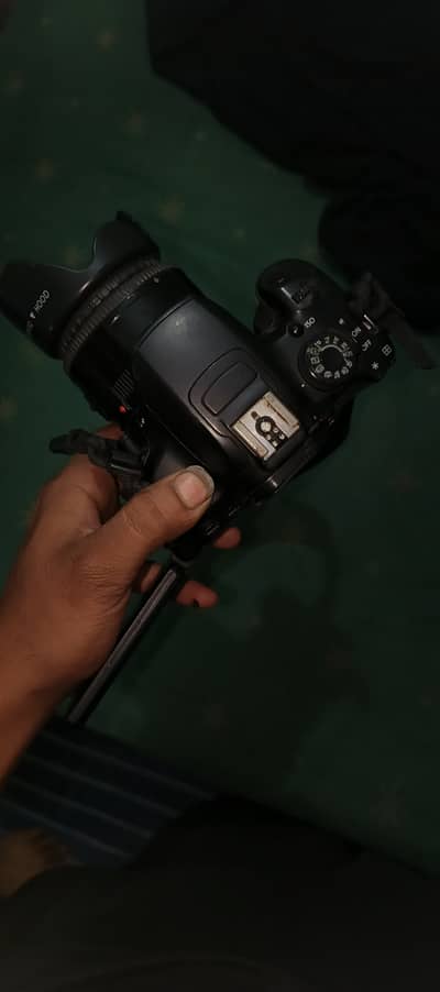 Canon 700d camera
