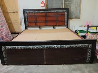 king size bed with new mattress