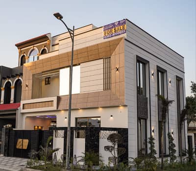 Trivon Associates Offers - 5 Marla Luxury Brand New House For Sale In Bahria Town Lahore - Ready To Move!