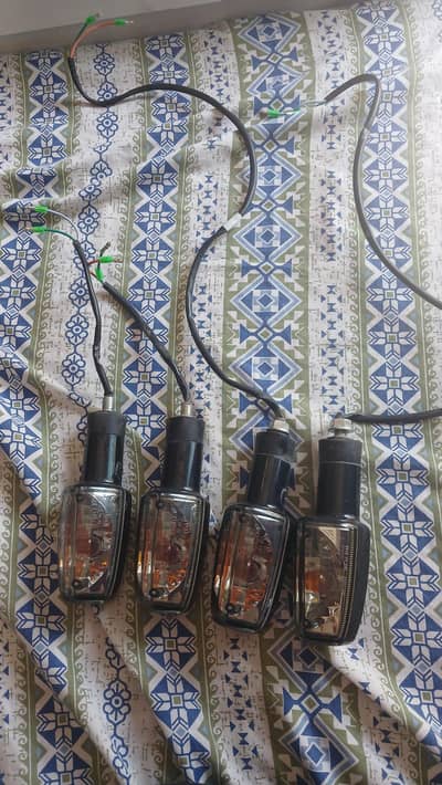 Honda CB150F Genuine Indicators – Complete Set (4 pcs)