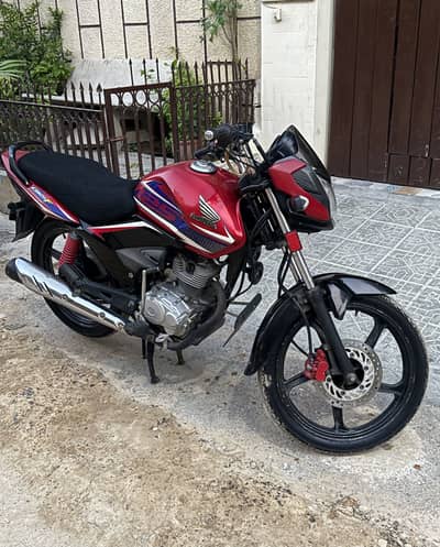 Honda CB-125 F 2022 | Red | Karachi