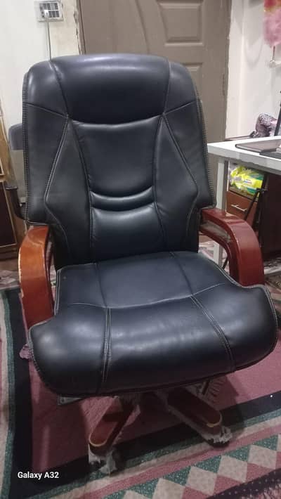 Boss chair