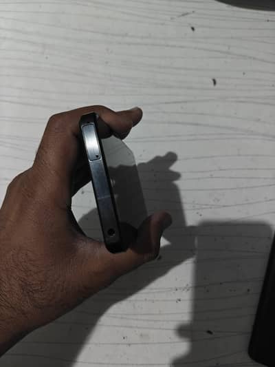 Aquos r7 12 256 official pta approved,my WhatsApp number. 03281538717.