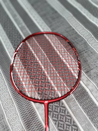 Yonex Duora 7 Red colour