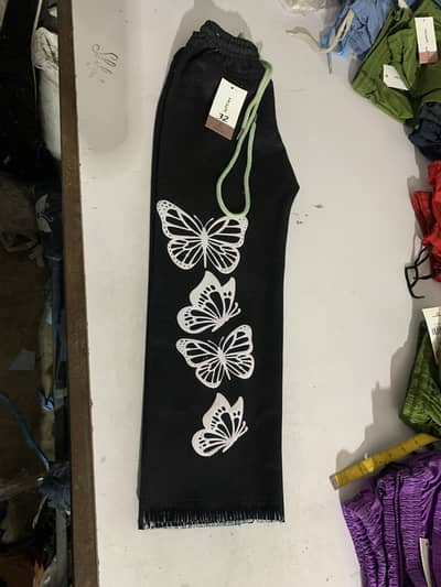 Hole sale rate ha all colours available.