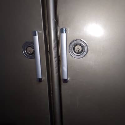 Urgent almari ward roob sale Bahawalpur