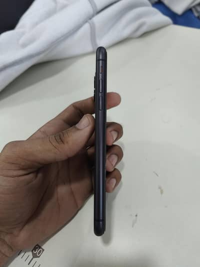 iphone 11 battery hald 98