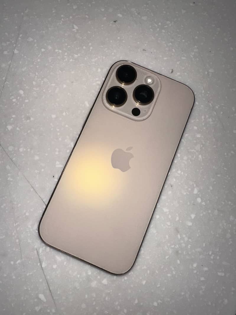 Iphone 16 pro back changed 0