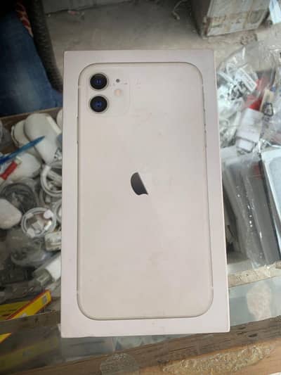 iPhone 11 White 128GB | 10/10 Condition | PTA Approved