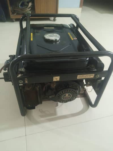 loncin generator very little use in very good condition