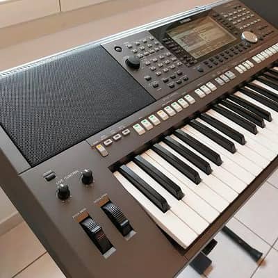 Yamaha psr s970 keyboard indian expention loaded piano korg roland